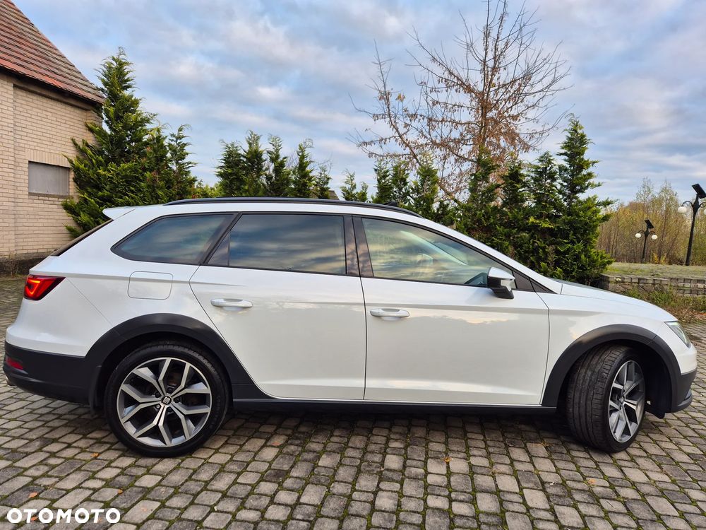 Seat Leon 2.0 TSI 4Drive DSG OPF X-Perience - 7