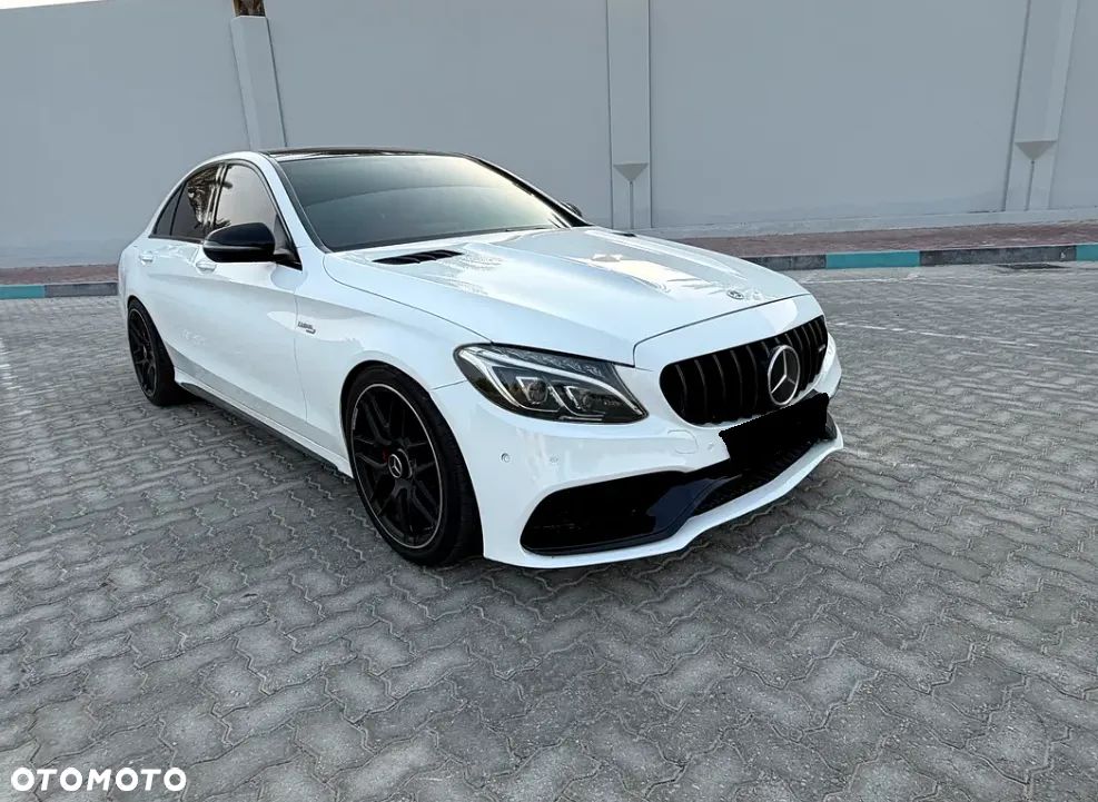 Mercedes-Benz Klasa C 300 9G-TRONIC AMG Line - 1