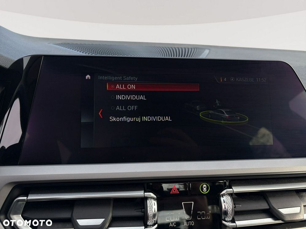 BMW Seria 3 318i - 19