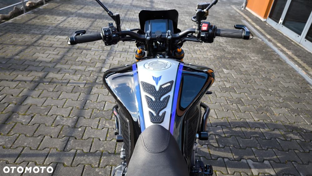 Yamaha MT - 16