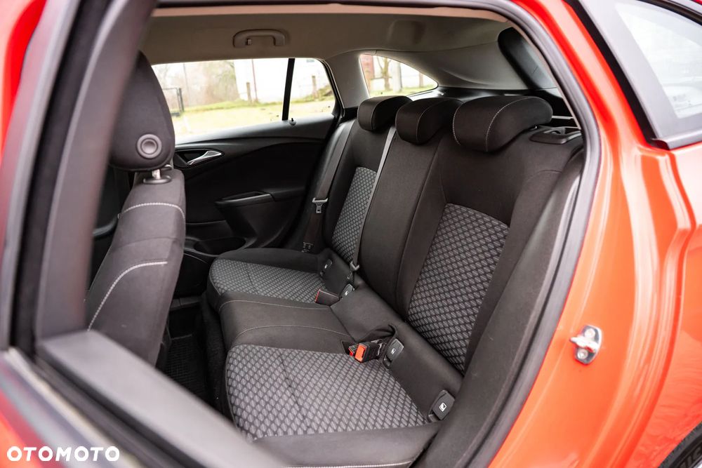 Opel Astra 1.6 CDTI Elite - 18