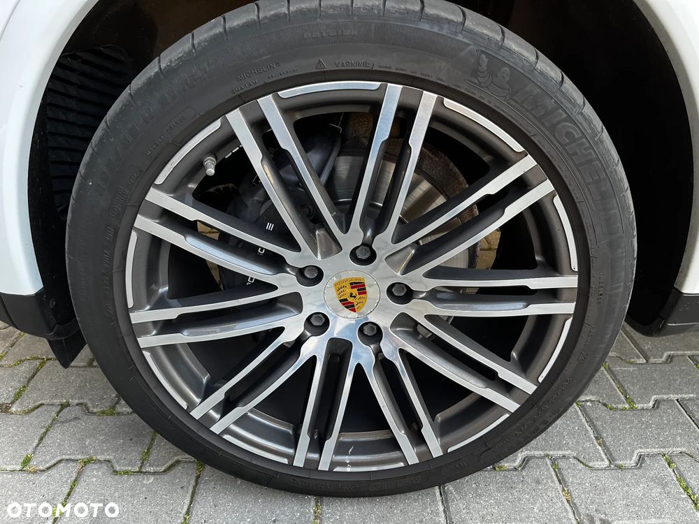 Porsche Cayenne Diesel - 34