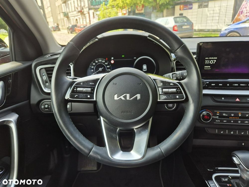 Kia XCeed 1.5 T-GDI Business Line DCT - 25