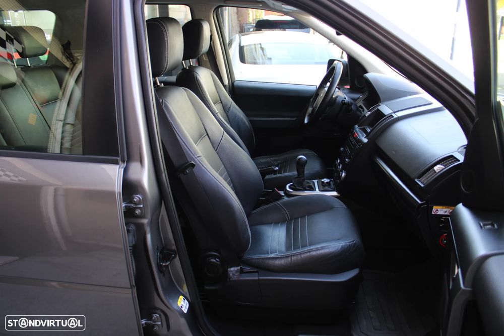 Land Rover Freelander TD4 S - 8