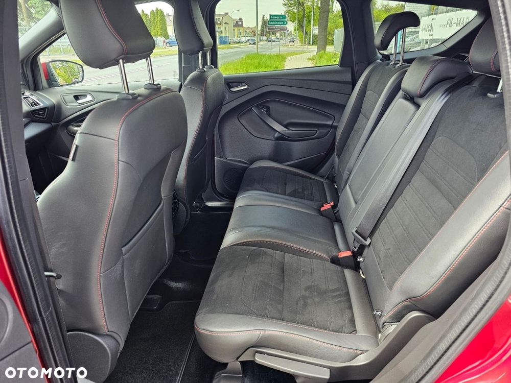 Ford Kuga - 17