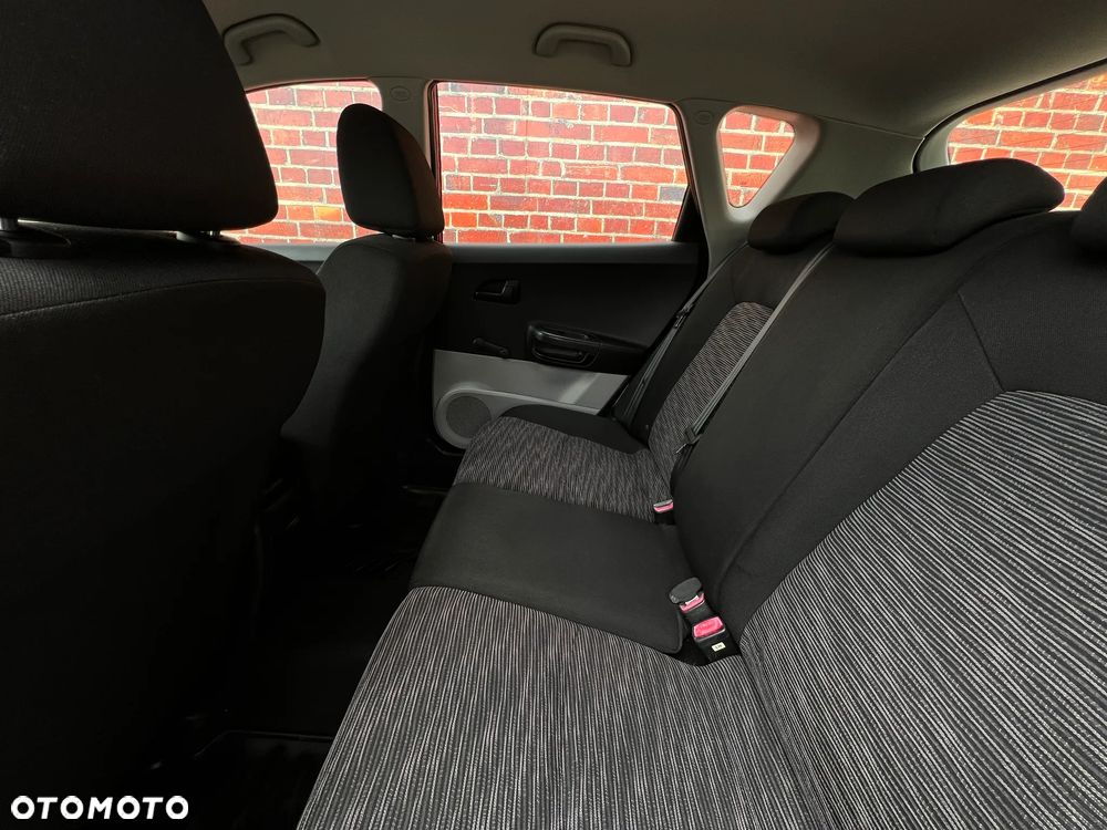 Kia Ceed - 16