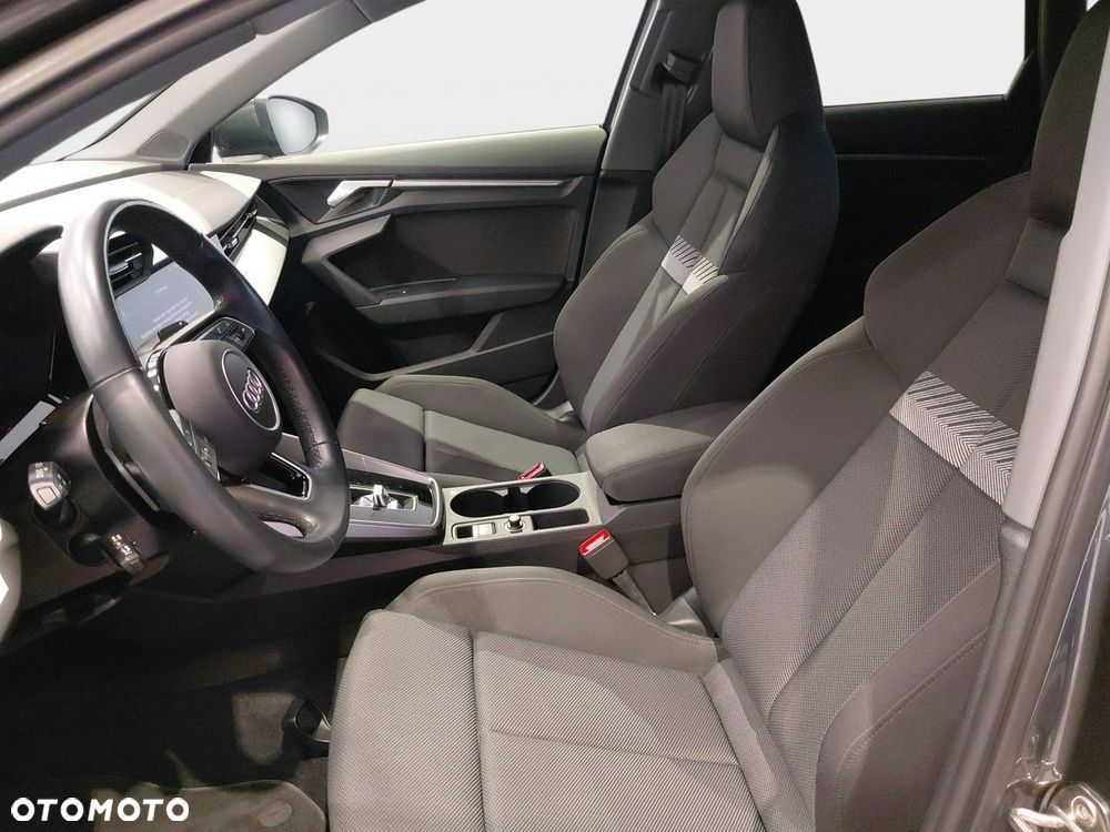 Audi A3 Sportback - 16