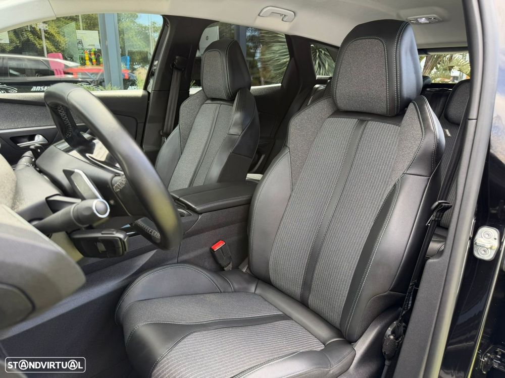 Peugeot 3008 1.6 Hybrid Allure e-EAT8 - 16