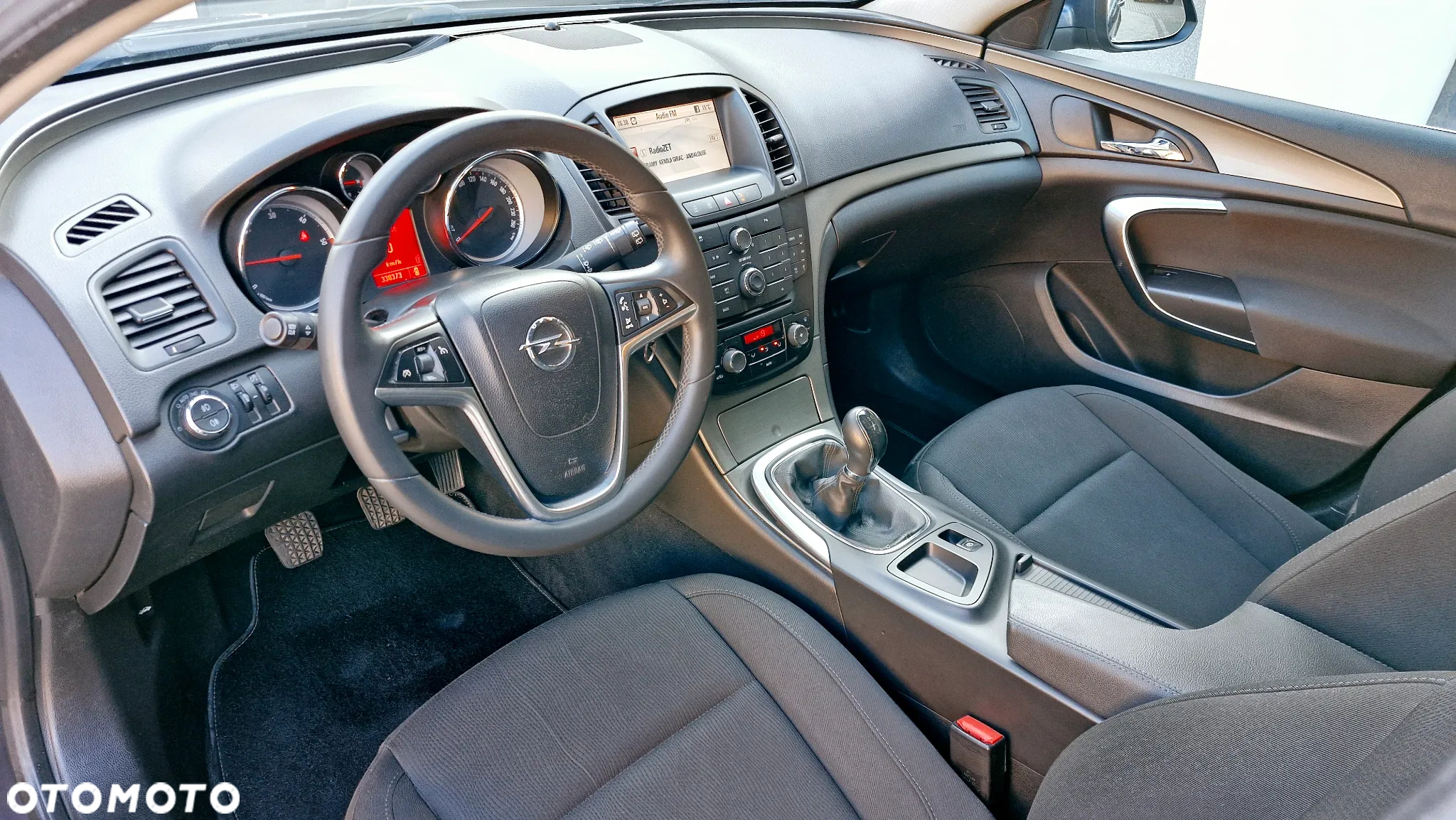 Opel Insignia 2.0 CDTI - 11