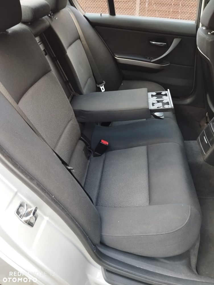 BMW Seria 3 ver-320i - 21