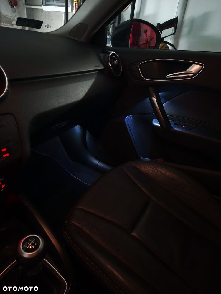 Audi A1 3-drzwiowe 1.6 TDI Ambition - 17