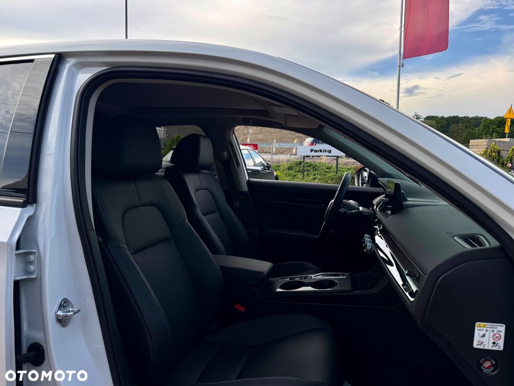 Honda Civic 2.0 i-MMD Advance BSI CVT - 15