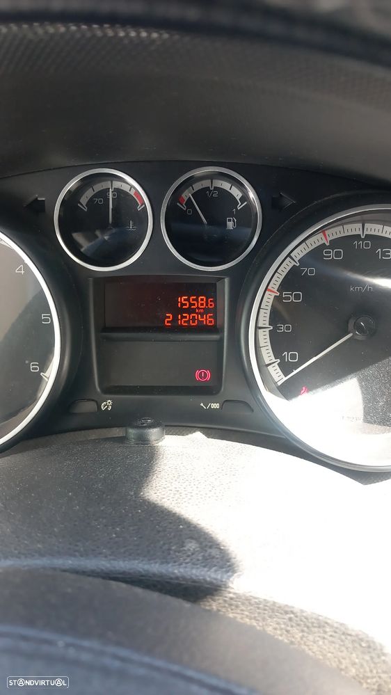 Peugeot 308 SW 1.6 HDi Executive CVM6 - 14