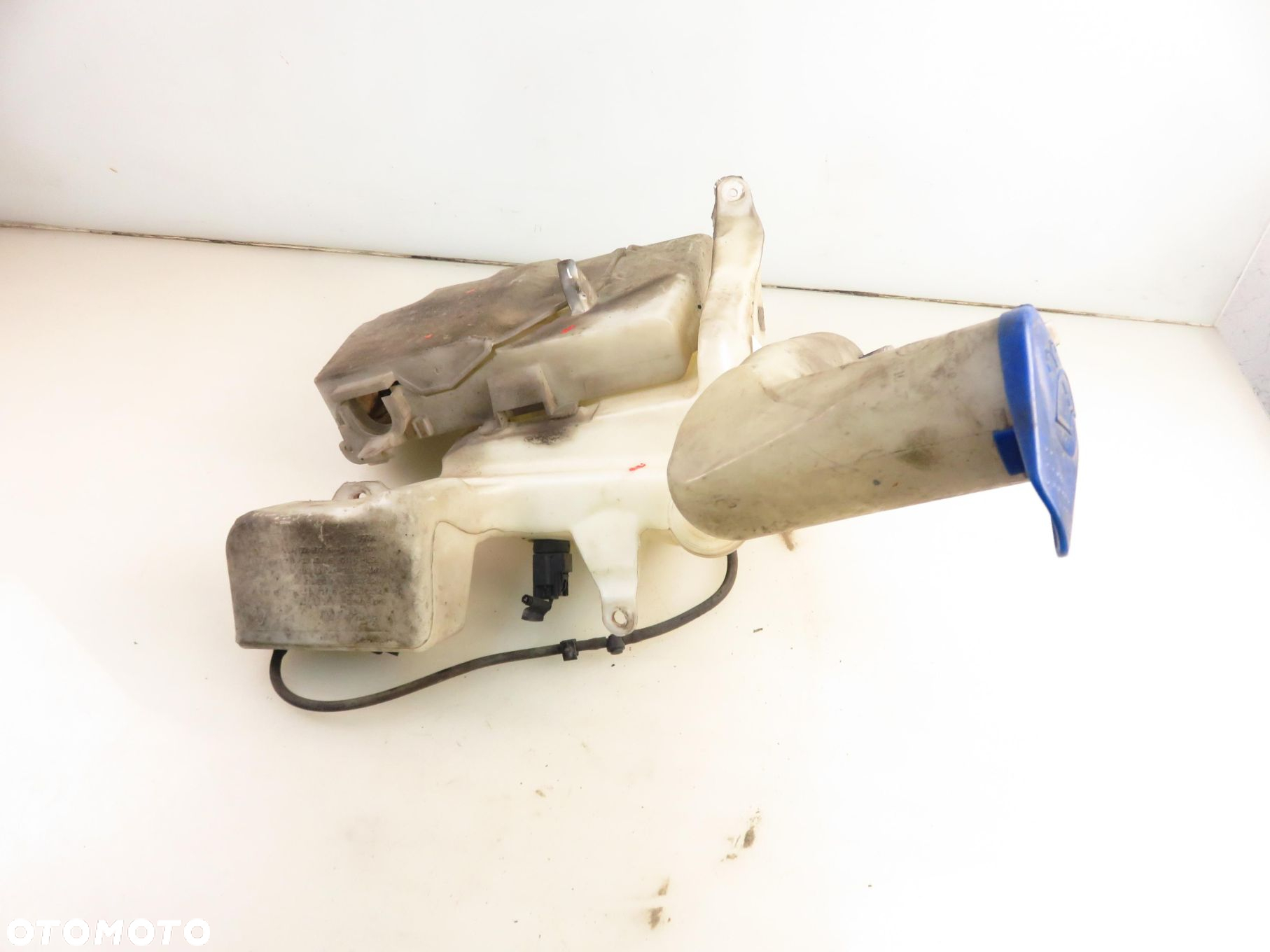 ZBIORNICZEK SPRYSKIWACZY FORD MONDEO IV (BA7) 6G9112A659AB - 10