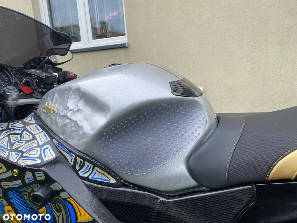 Honda CBR - 12