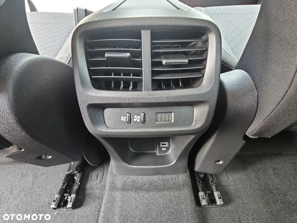 Peugeot Partner RIFTER 1.5 diesel 130KM automat - 31