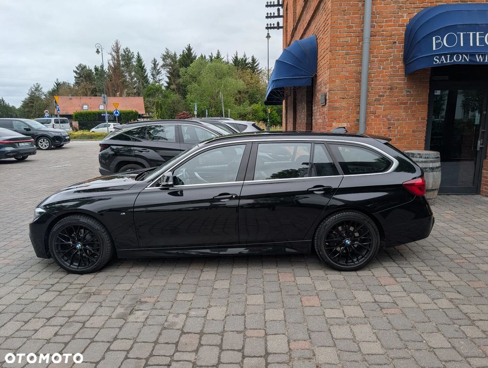BMW Seria 3 320i xDrive M Sport Shadow sport - 13