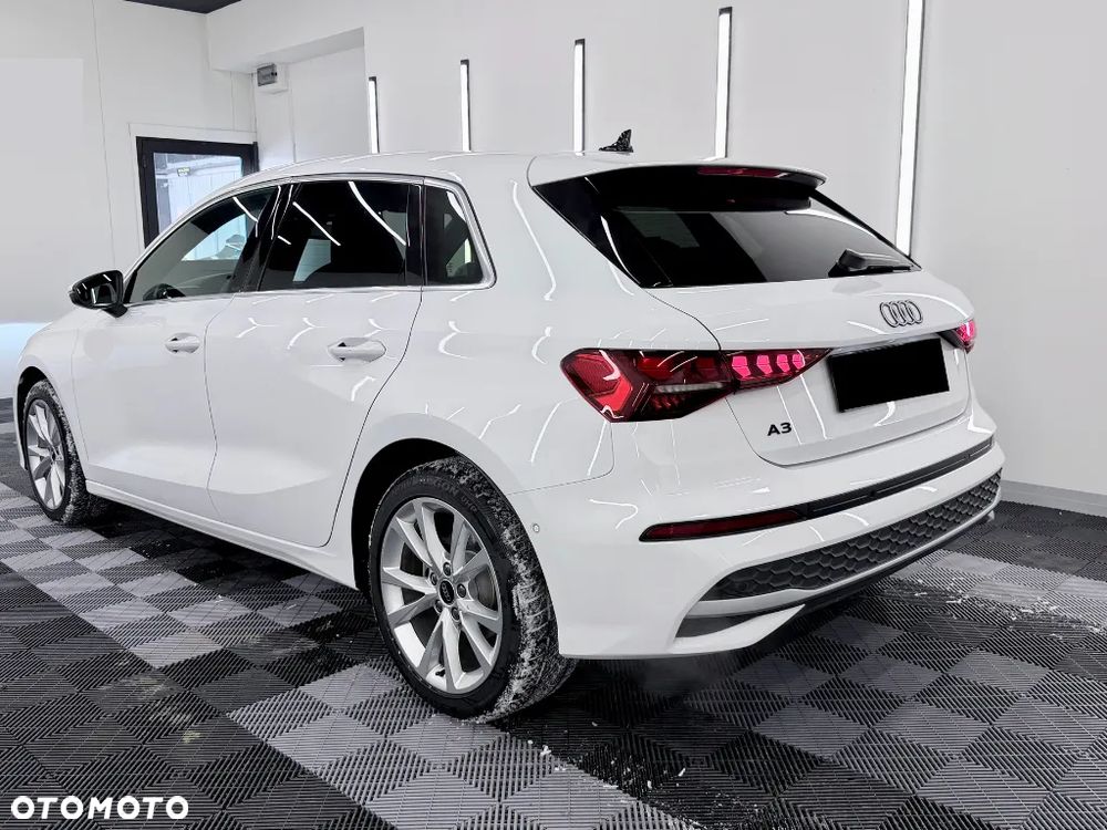 Audi A3 Sportback - 2