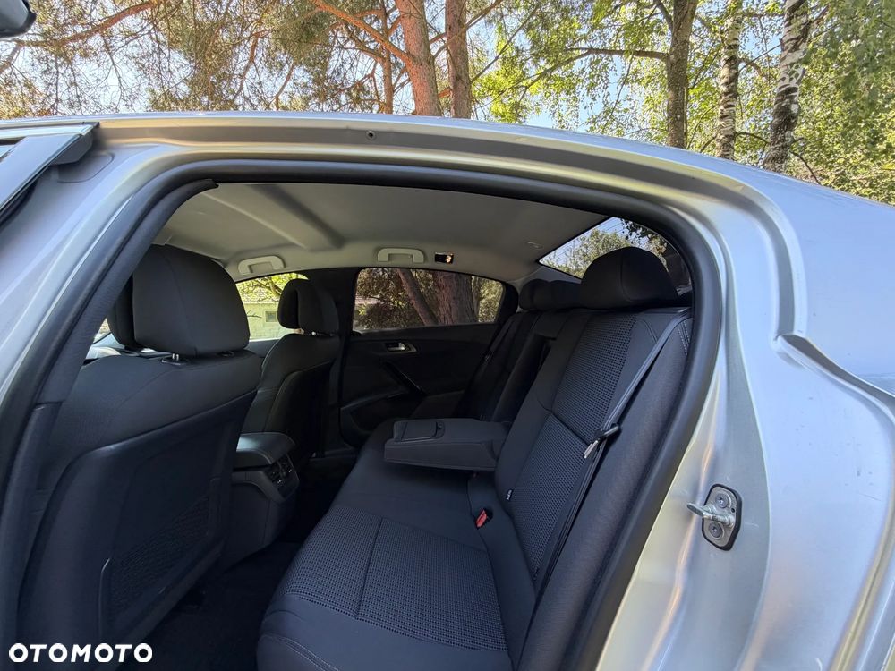 Peugeot 508 1.6 T Allure - 20