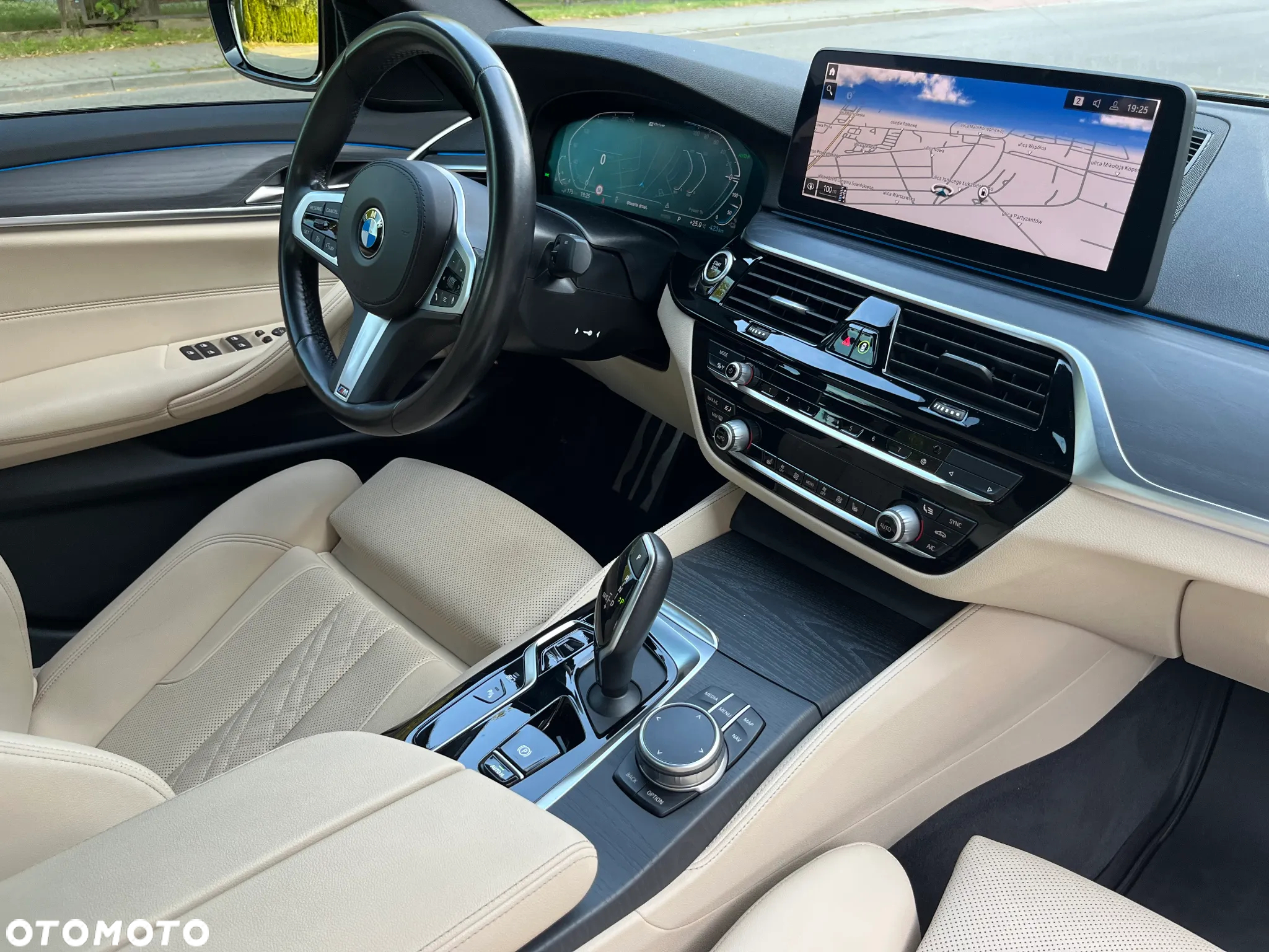 BMW Seria 5 - 24