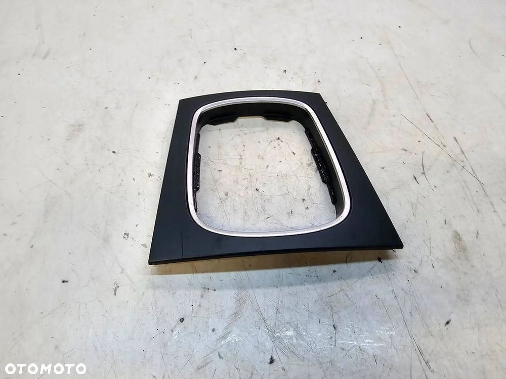 RAMKA MIESZKA ZMIANY BIEGÓW AUDI A3 8P 8P0864261T - 6