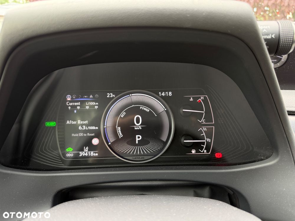 Lexus UX 250h F Sport 2WD - 21