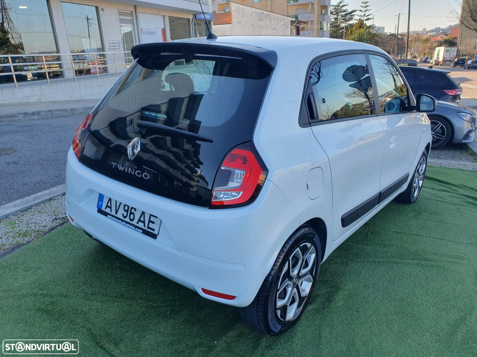 Renault Twingo 1.0 SCe Equilibre - 24