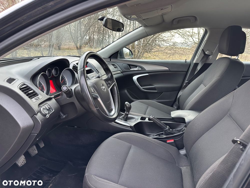 Opel Insignia 2.0 CDTI - 11