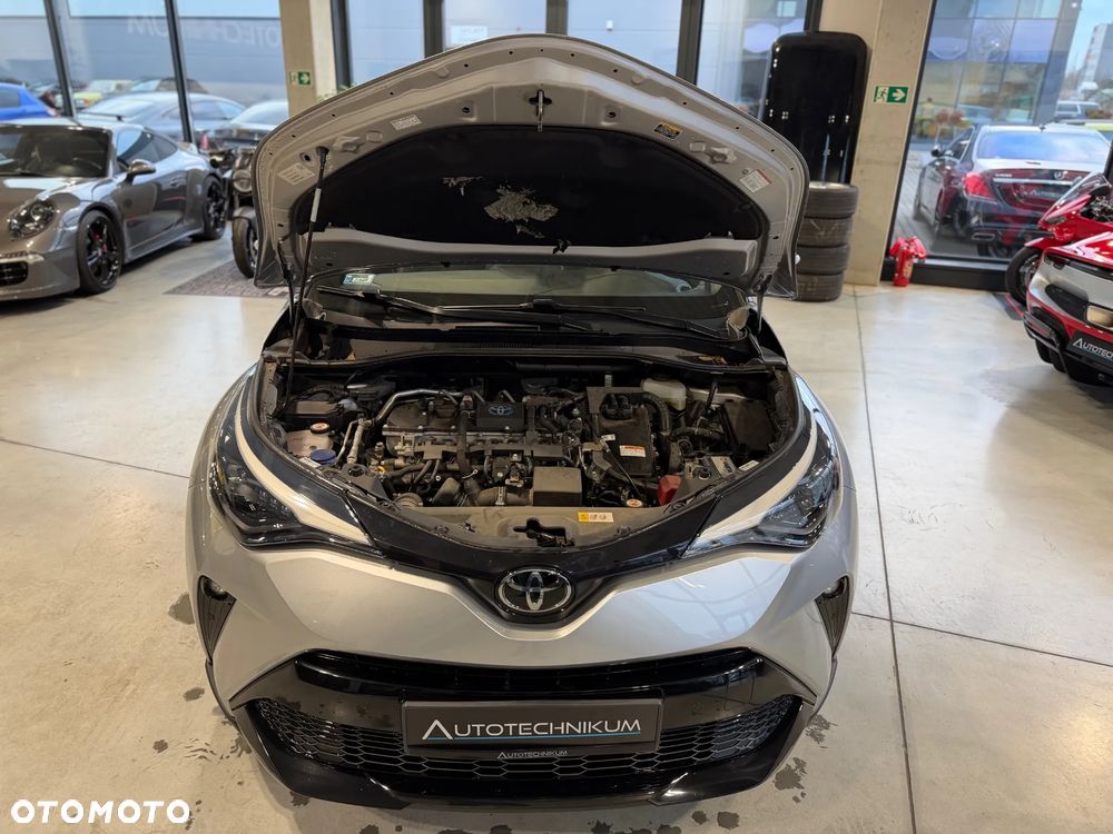 Toyota C-HR 1.8 Hybrid GPF GR Sport - 32