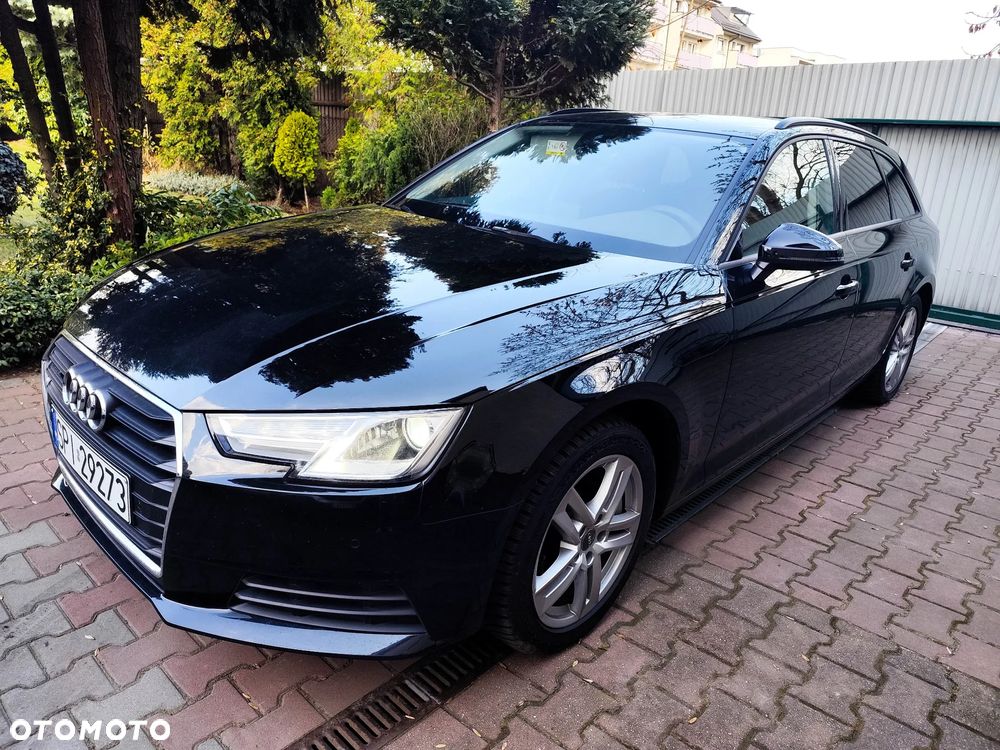 Audi A4 Avant 45 TFSI quattro S tronic - 4