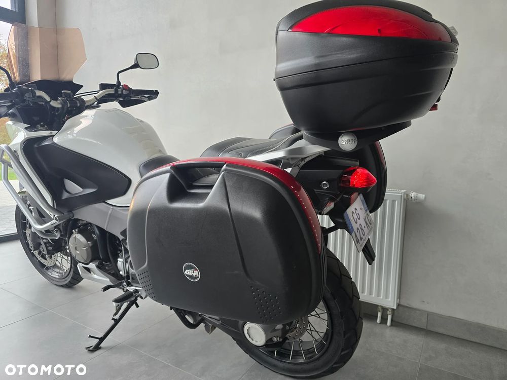Honda VFR - 23