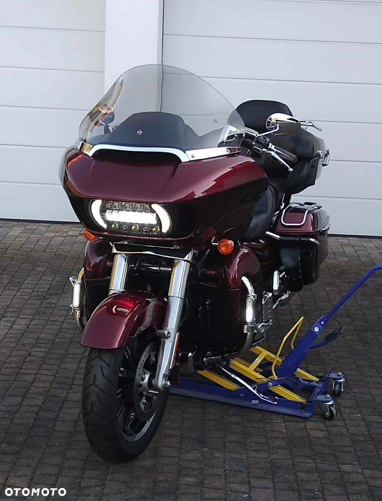 Harley-Davidson Touring Road Glide - 8