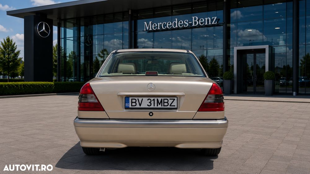 Mercedes-Benz C - 6