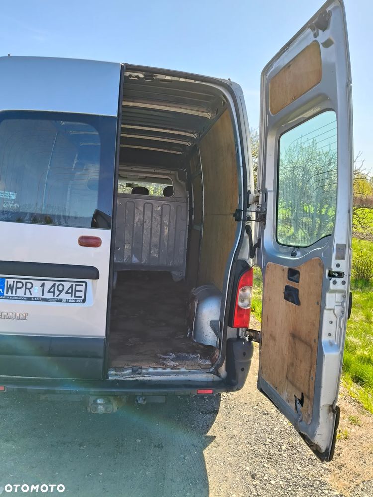 Renault MASTER 2.5 - 12