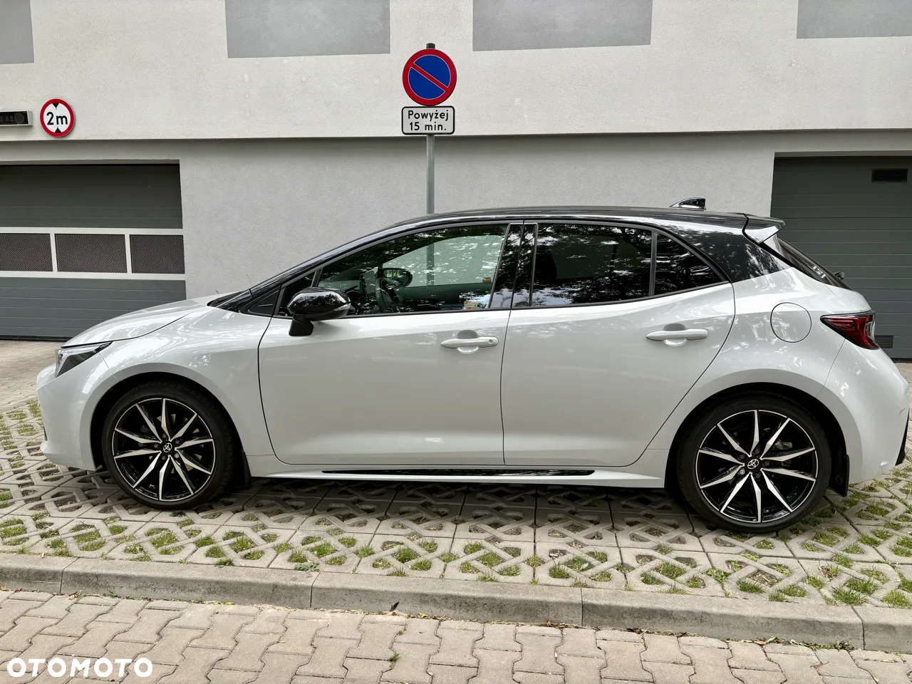 Toyota Corolla 2.0 Hybrid GR Sport Dynamic - 3