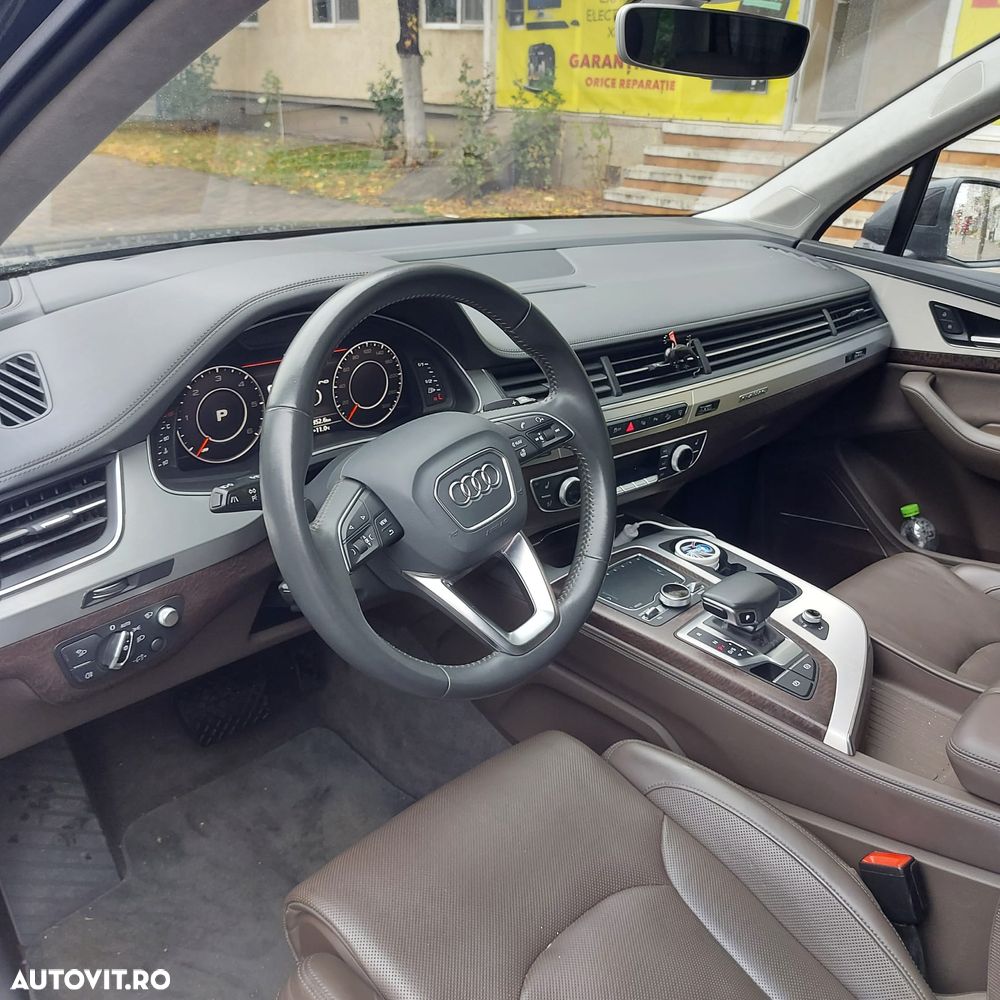 Audi Q7 3.0 TDI Quattro Tiptronic - 5