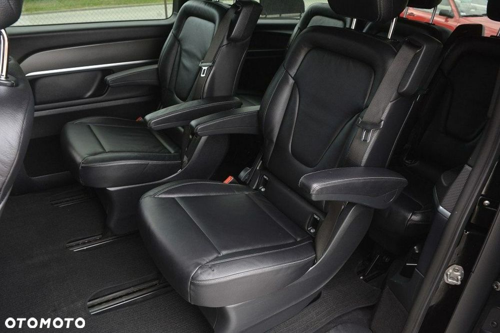 Mercedes-Benz Klasa V 300 d extralang 4Matic 9G-TRONIC Avantgarde - 30
