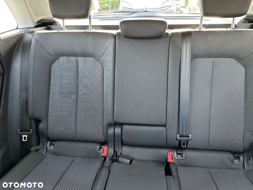 Audi Q3 35 TDI S tronic - 23
