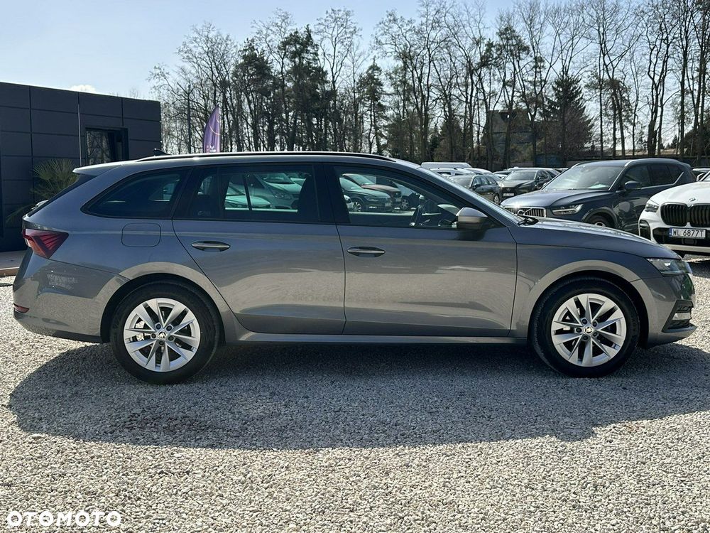 Skoda Octavia 2.0 TDI Ambition DSG - 9