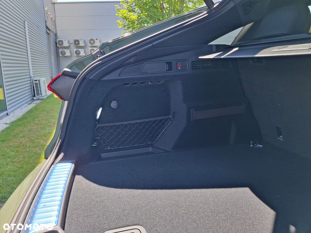 Audi Q5 Sportback - 13