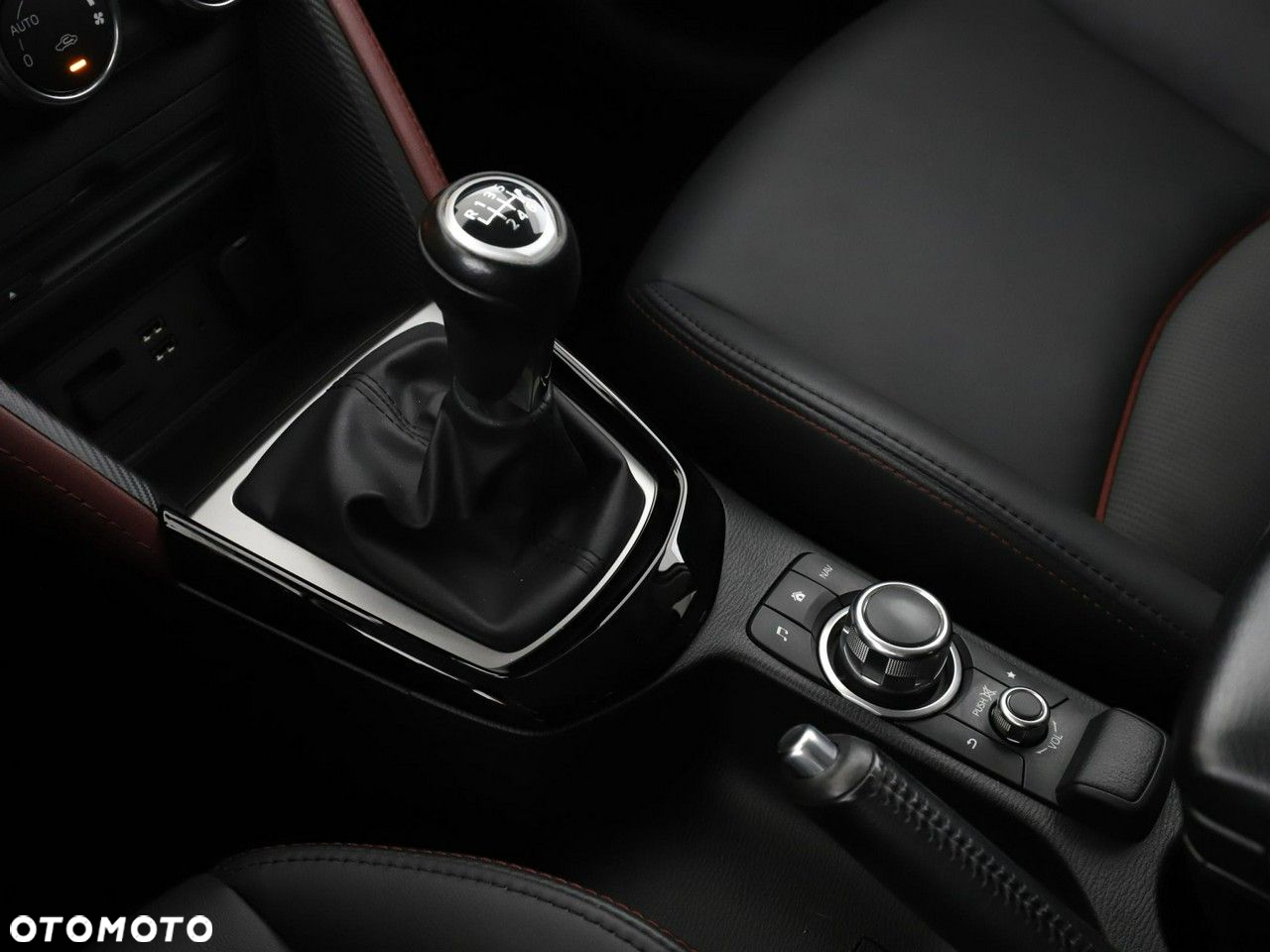 Mazda CX-3 SKYACTIV-D 105 AWD Sports-Line - 29