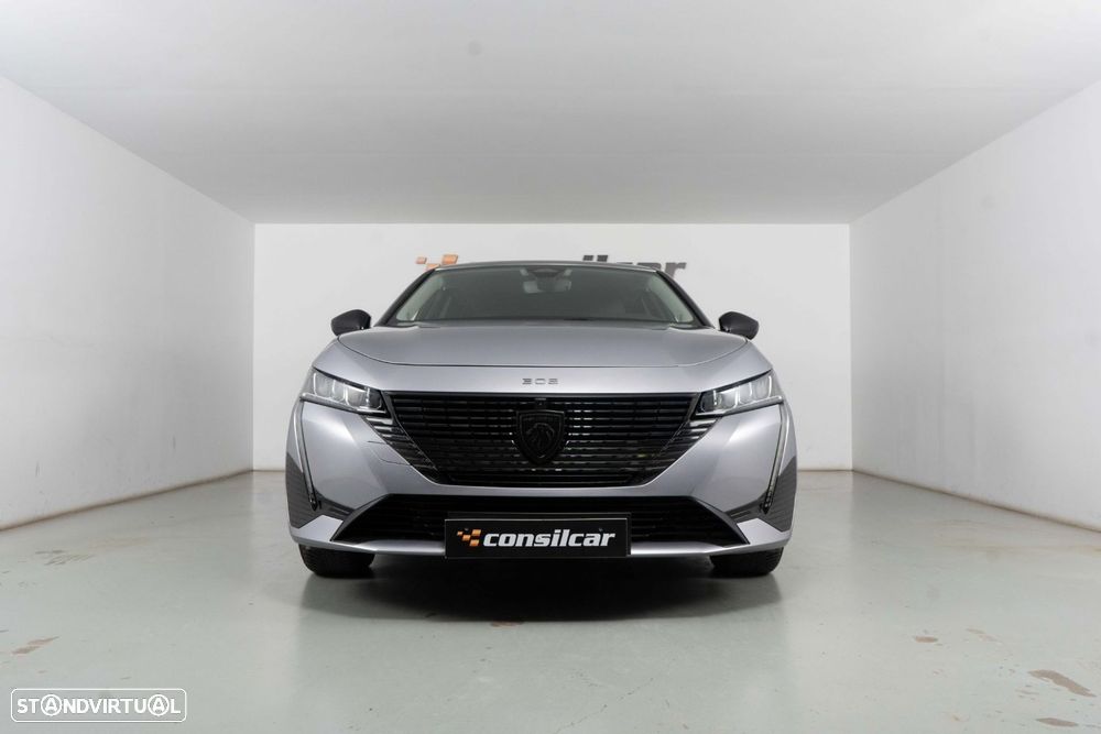 Peugeot 308 SW 1.2 Hybrid Allure e-DCS6 — photo 3