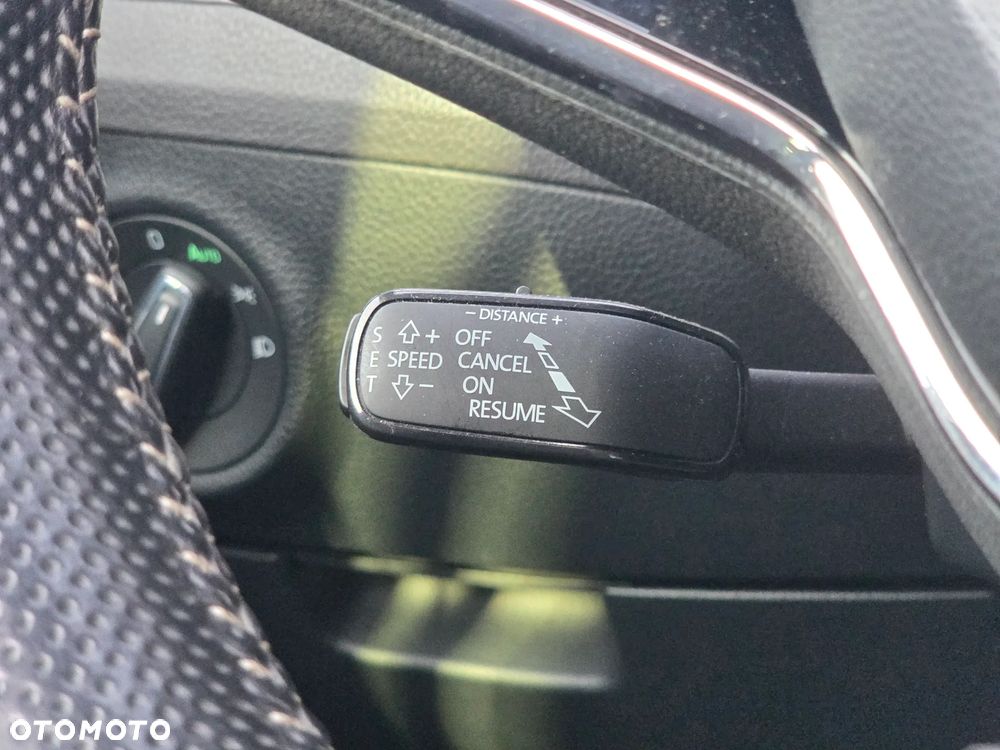 Skoda Superb 2.0 TDI SCR 4x4 Sportline DSG - 20