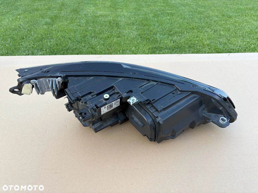 VW GOLF VIII GTI GTD LAMPA LEWA REFLEKTOR LEWY 90181019 5H1941059A - 2
