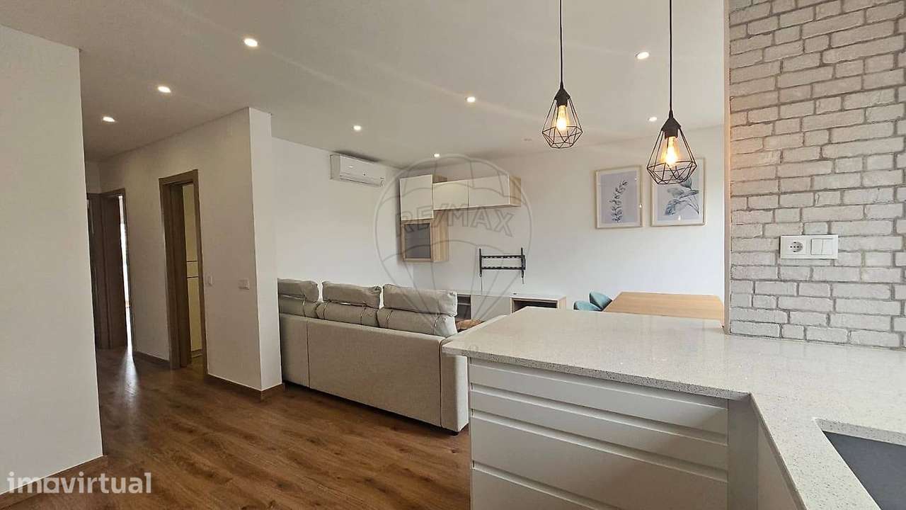 Apartamento T2 para arrendamento - Grande imagem: 4/17