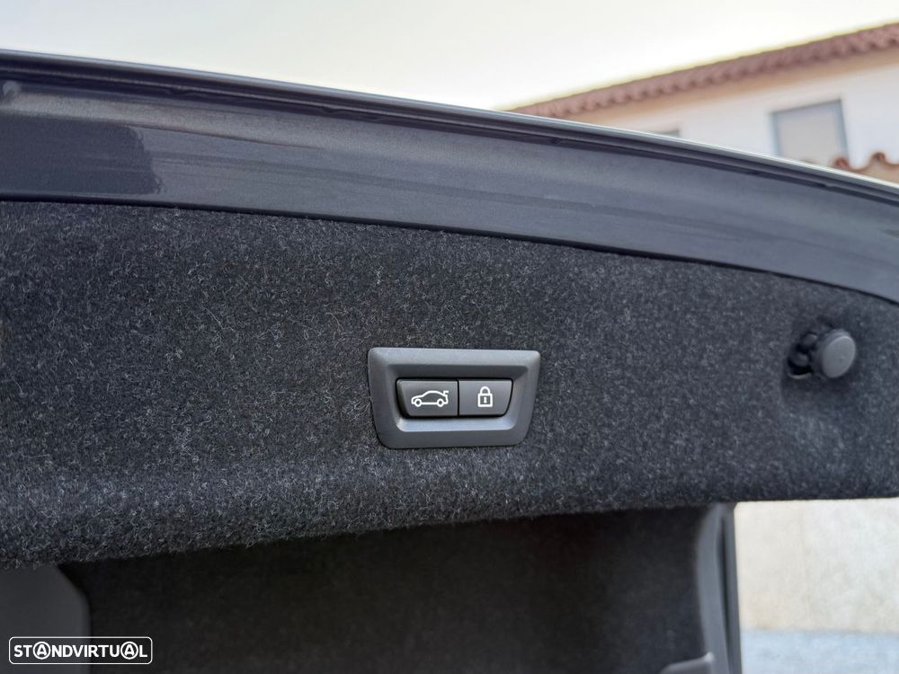 BMW 330 e xDrive Aut. M Sport - 26