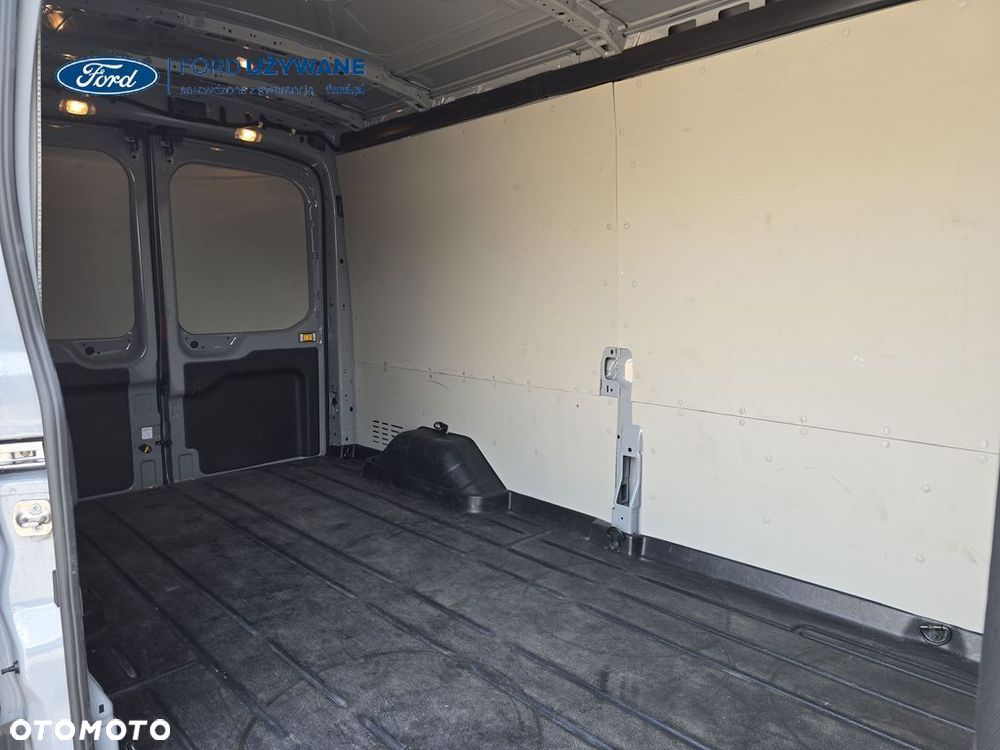 Ford Transit - 6