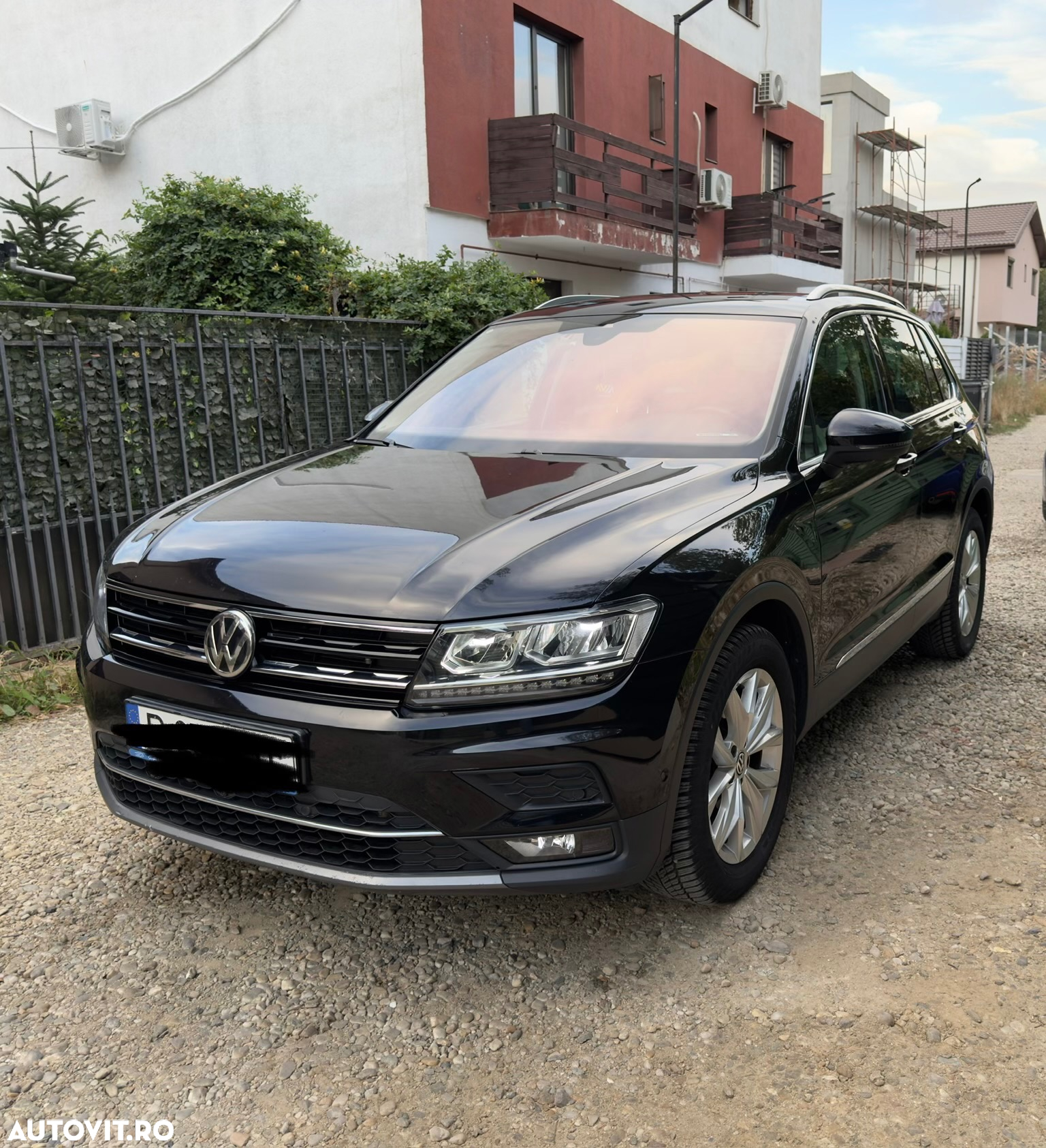 Volkswagen Tiguan 2.0 TDI DSG 4Mot Highline - 2