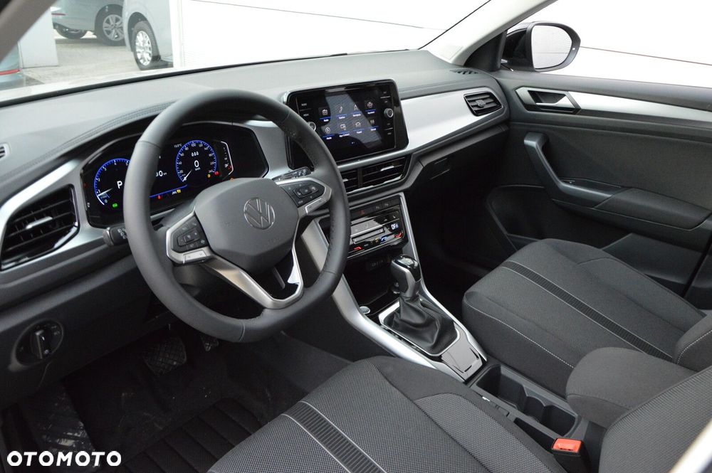 Volkswagen T-Roc - 9