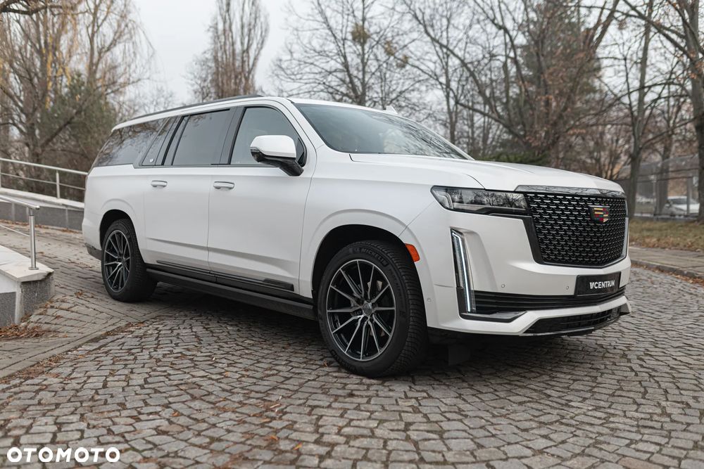 Cadillac Escalade - 8